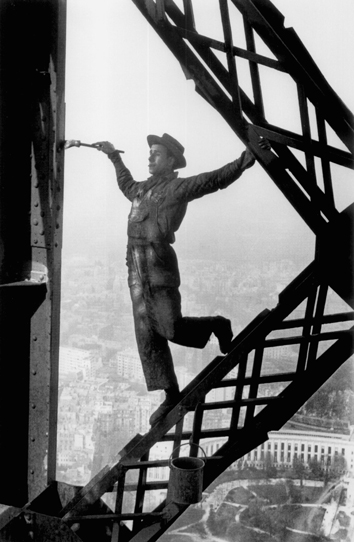 painter Tour eiffel, 1953.jpg